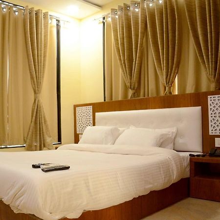 Hotel Shikhar Darshan Ujjain Zewnętrze zdjęcie