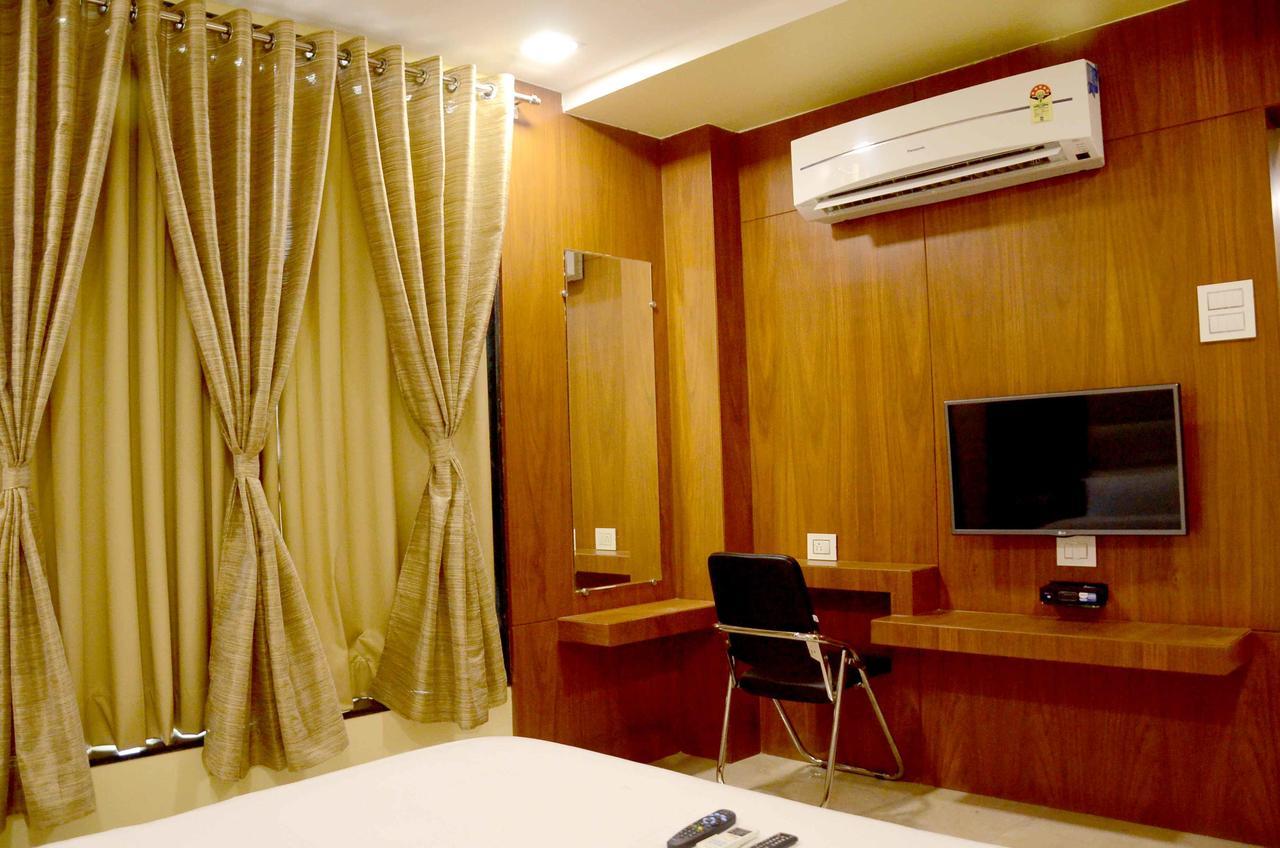 Hotel Shikhar Darshan Ujjain Zewnętrze zdjęcie